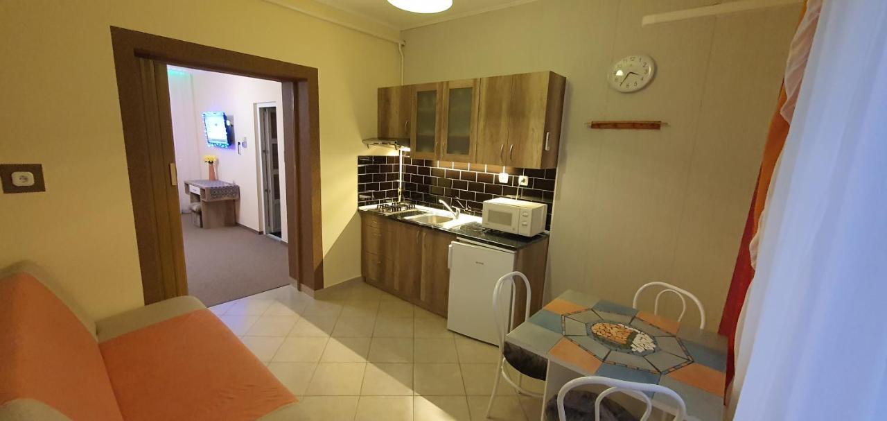 Szlavi Apartman Baja Extérieur photo