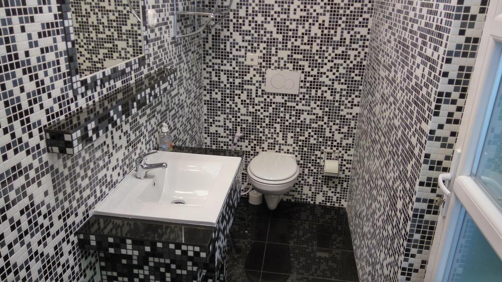 Szlavi Apartman Baja Extérieur photo