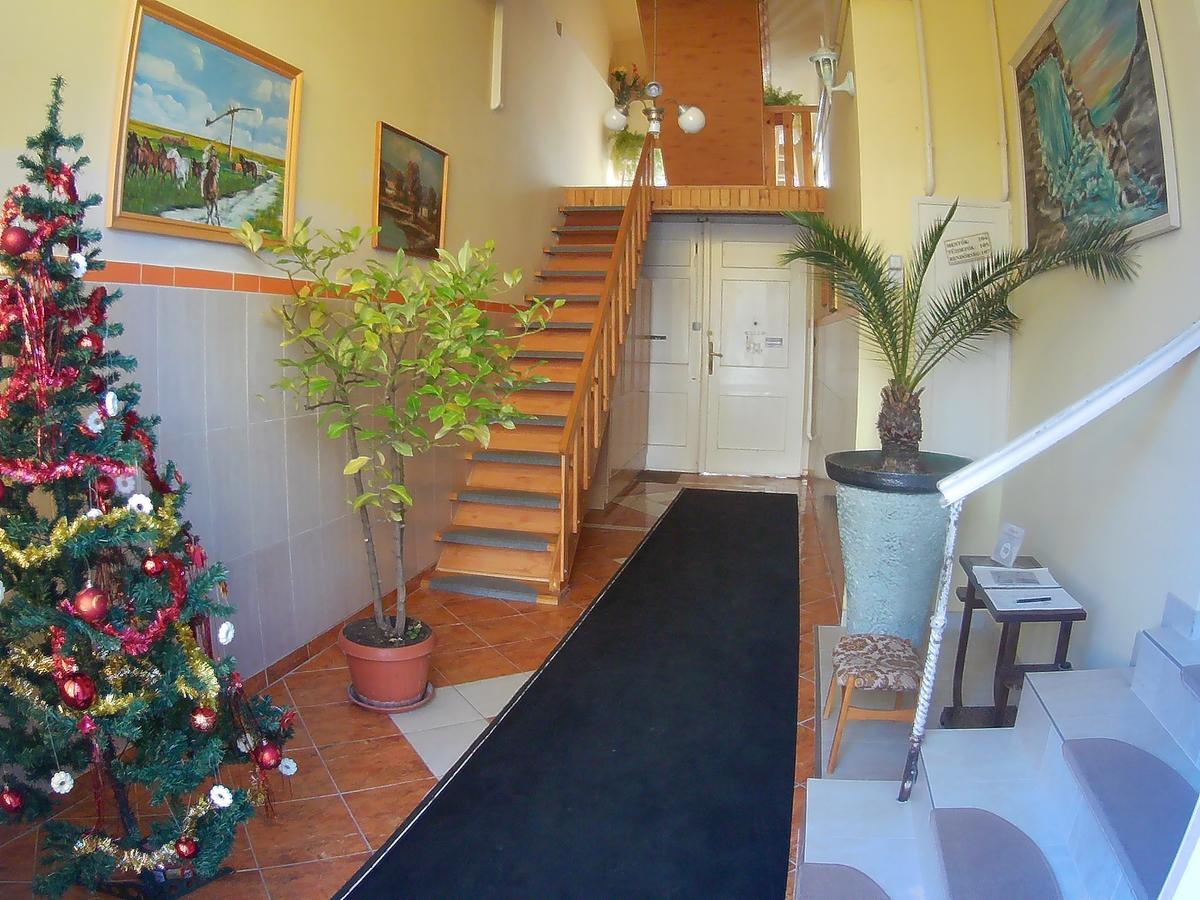 Szlavi Apartman Baja Extérieur photo